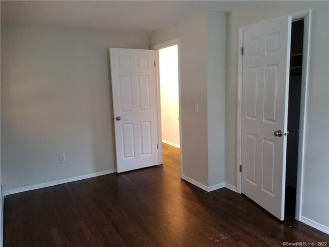 Building Photo - 149 Buddington Rd