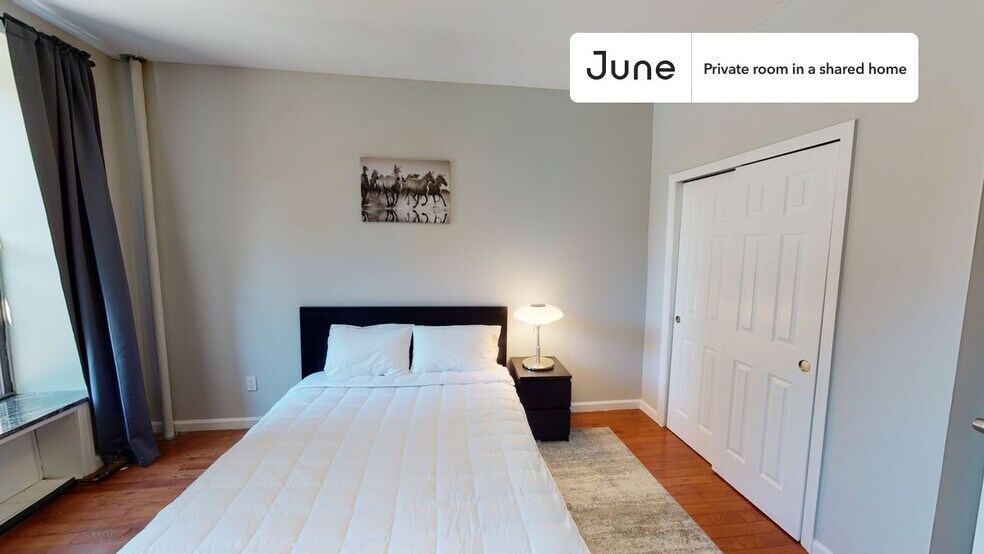 Building Photo - Room in Shared 2 bed/1 bath home in East Harlem