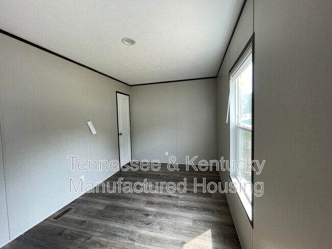 Building Photo - 108 Cumberland Ln