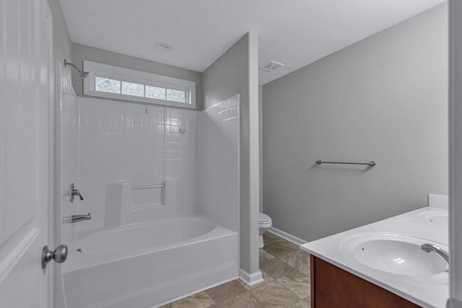 Building Photo - 202 Cottage Brook Ct