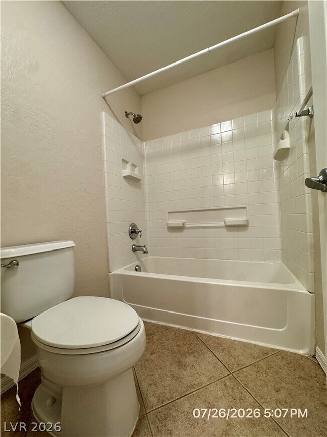 Building Photo - 6854 N Inca Jay Ct