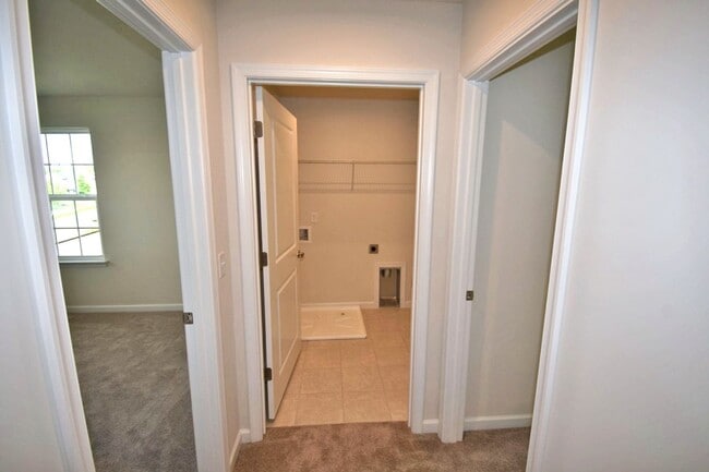 Building Photo - Gorgeous 4BR/2.5BA home in Three Rivers, triple Rockvale schools, neighborhood pool!