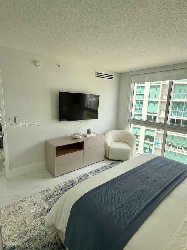 Building Photo - 250 Sunny Isles Blvd