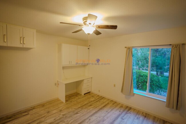 Building Photo - Rossmoor 55+ Living — One BR/One BA Del Monte Model (733 SF) — Peaceful, Updated, Sun-Filled Home