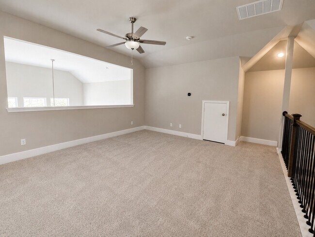 Building Photo - 4934 Dickens Lndg Dr