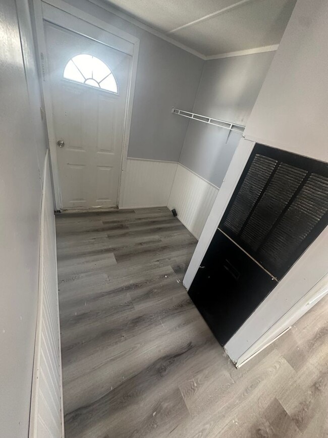 Building Photo - Discover your new HOME! 3 Bedroom, 2 Bath Mobile Home in Yorktowne