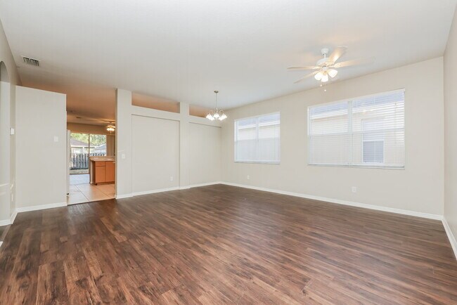 Building Photo - 9707 Patrician Dr