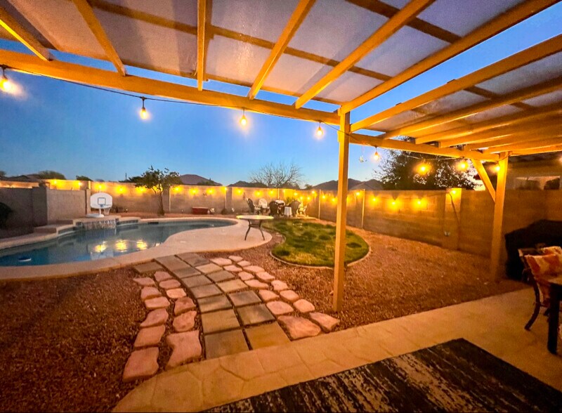 Building Photo - 2719 W Angel Way