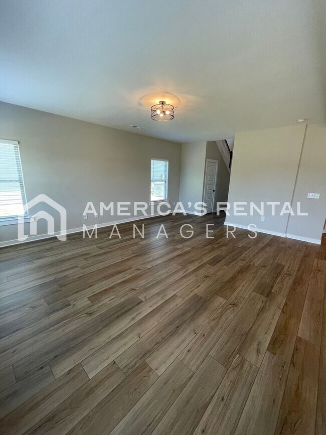 Building Photo - Home for Rent in Cullman, AL!! Available to View Now!!! SIGN A 13 MONTH LEASE BY 01/15/26 TO RECE...