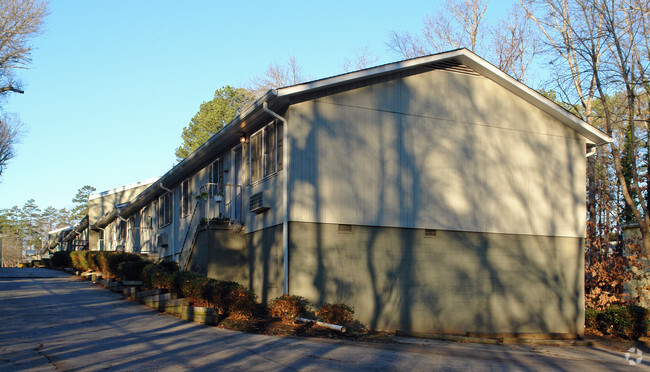 Building Photo - Duke View Apartments