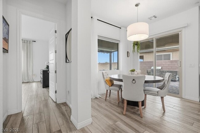 Building Photo - 246 Tallis Hills Ave