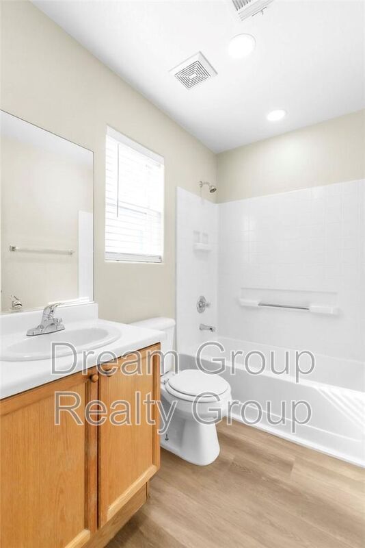 Building Photo - 8842 Duncan Barrel Ave