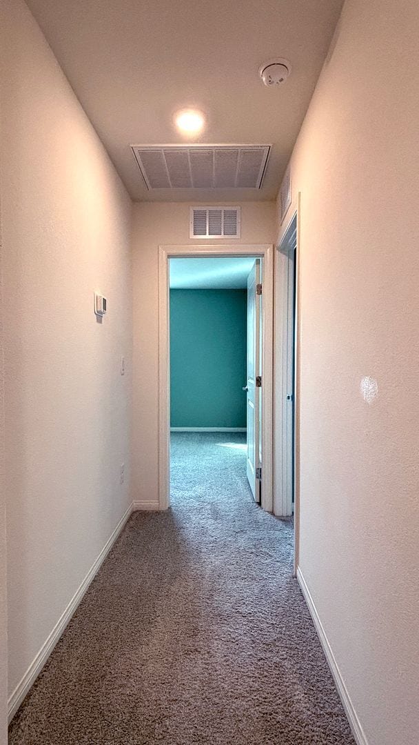 Building Photo - Wonderful 3 Bedroom townhouse with a 1 car garage - 3 levels located in North Las Vegas