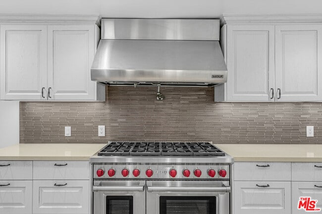 Building Photo - 19016 Wells Dr