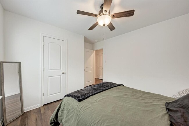 Building Photo - 132 Maywood Ln