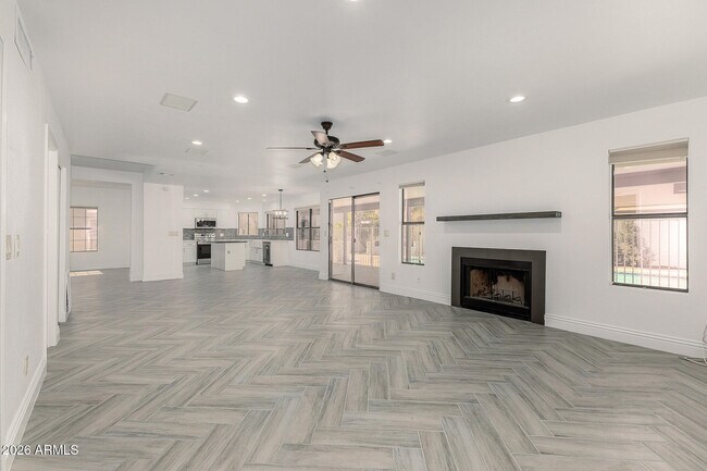 Building Photo - 16236 N 51st St