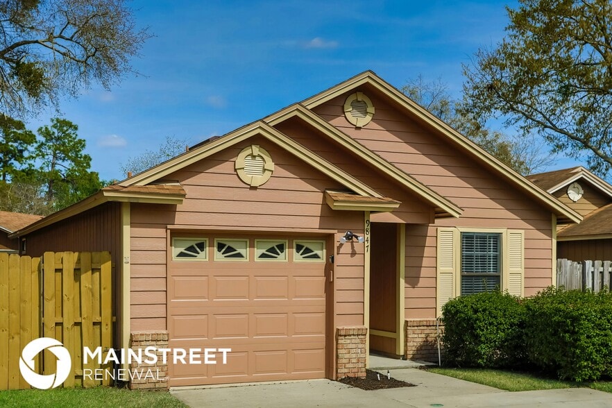 Building Photo - 9847 Paddlewheel Dr W