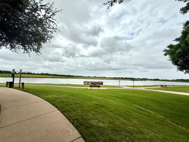 Building Photo - 2024 Kings Forest Dr