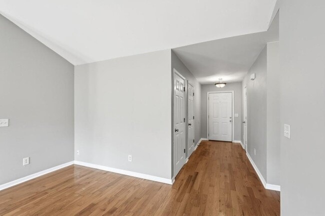 Building Photo - 5055 Blue Goose Ct