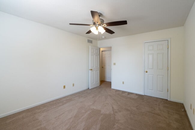 Building Photo - 3515-3517 Prescott Dr.