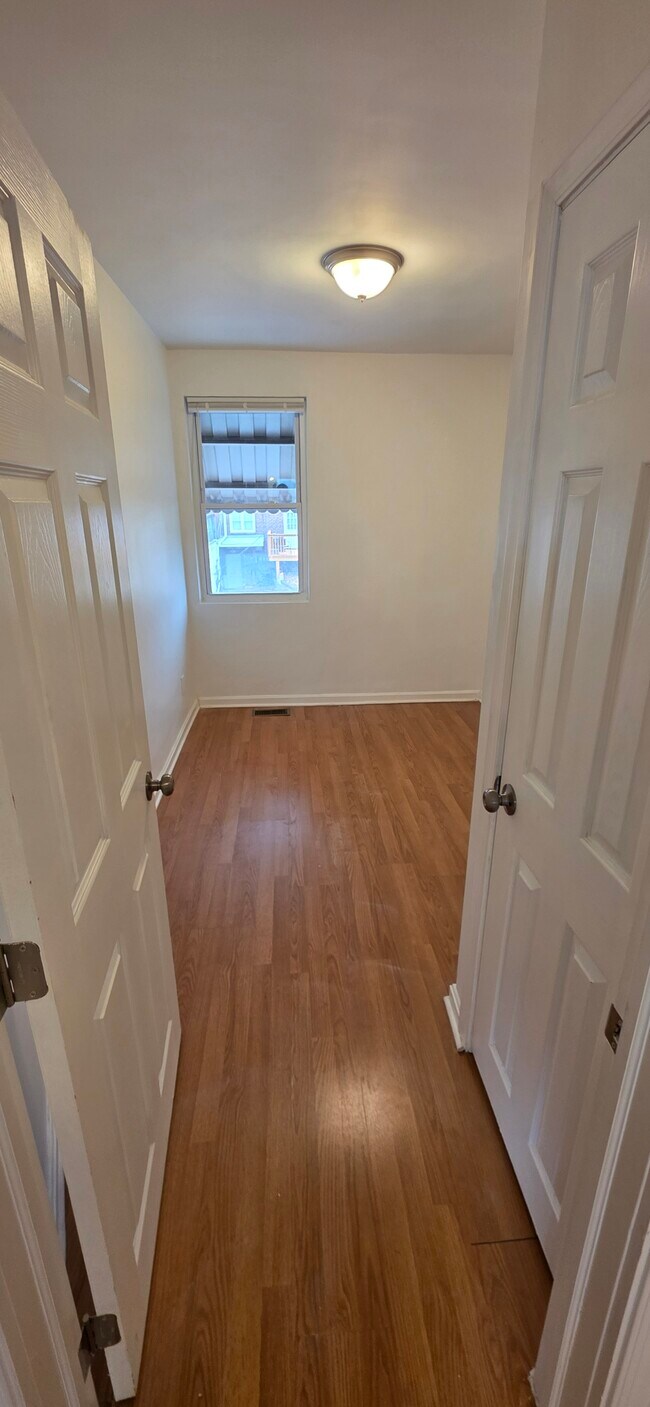 Building Photo - 8558 Willow Oak Rd