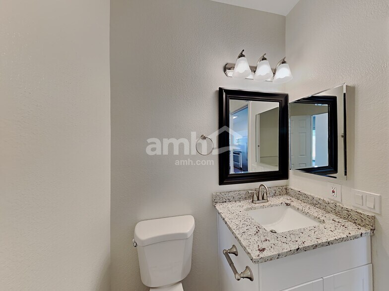 Building Photo - 388 E Atlas Cedar Pl