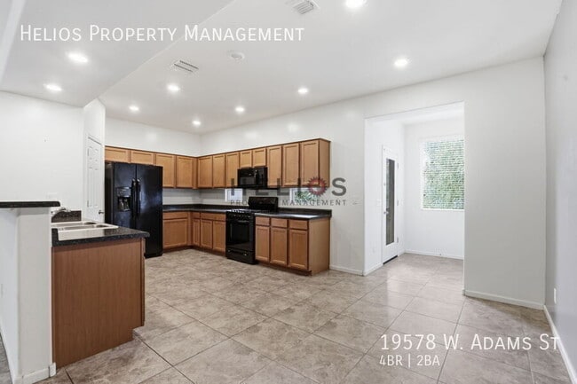 Building Photo - 19578 W Adams St