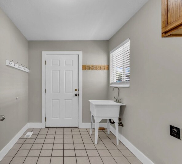 Building Photo - 14768 S 2700 W