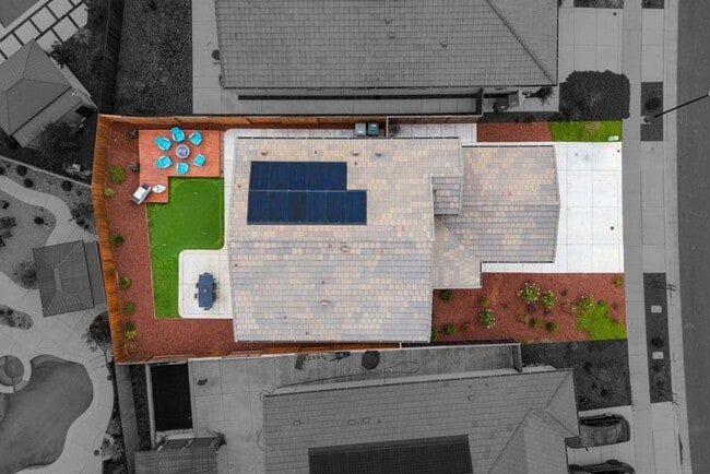 Building Photo - Gorgeous 4 Bedroom in Fiddyment Ranch