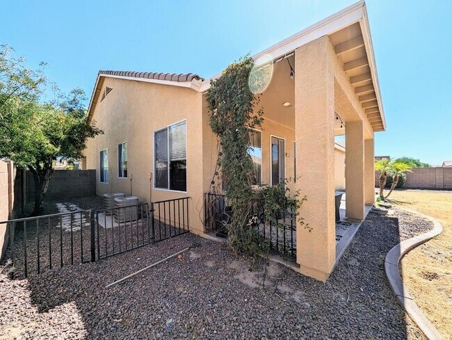 Building Photo - 3310 W Latona Rd