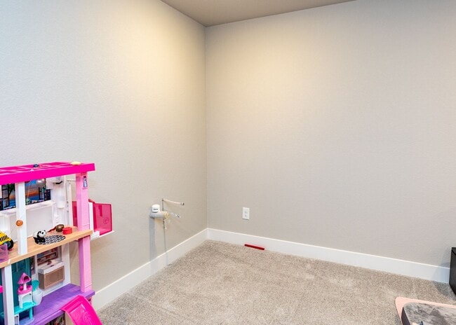 Building Photo - 7877 Buffalo Horn Dr