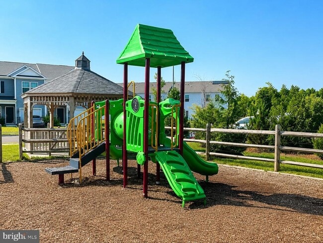 Building Photo - 344 Mazzeo Dr
