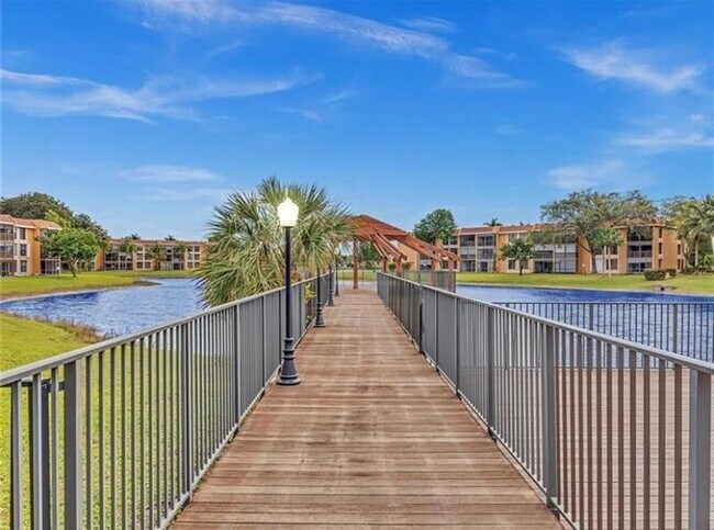 Building Photo - 6423 Coral Lake Dr