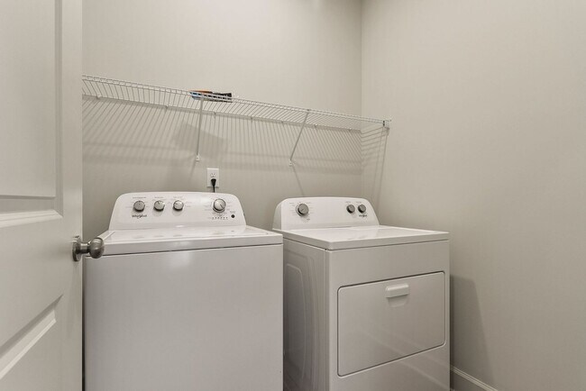 Building Photo - New Construction 3 Bed/3.5 Bath Available ...