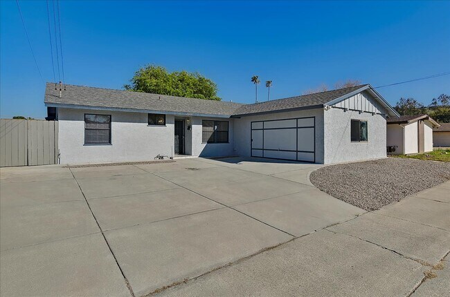 Primary Photo - 12931 Morene St