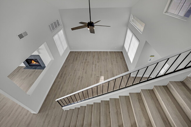 Building Photo - Step into this charming 3-bedroom, 3-bathroom home that has so much to offer!