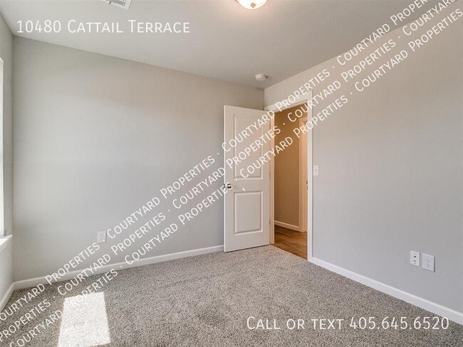 Building Photo - 10480 Cattail Ter