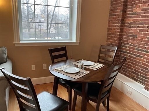 Building Photo - 52 Sanborn St