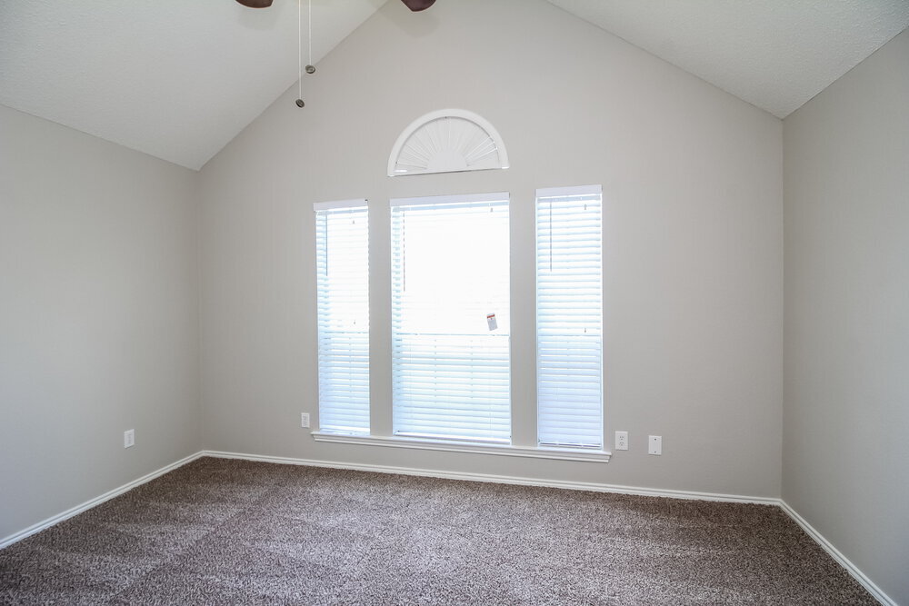 Building Photo - 706 Valleycreek Rd