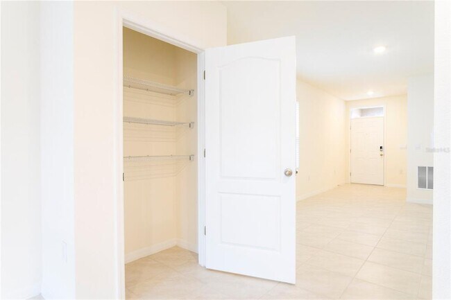 Building Photo - 2847 Common Crane Ct