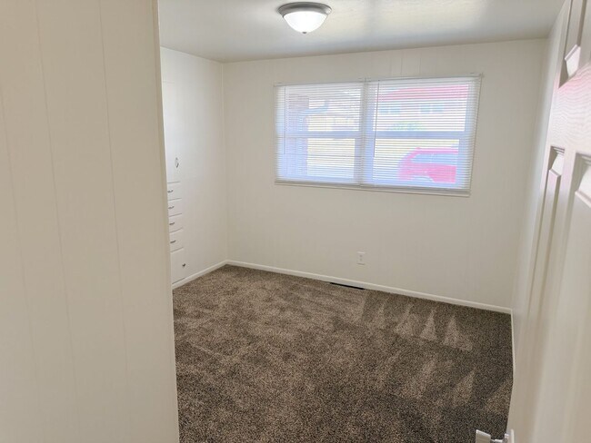 Building Photo - Charming 3 Bed, 1 Bath Home in Pocatello!