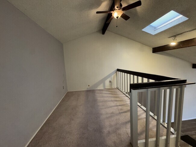 Building Photo - 13002 Leader St