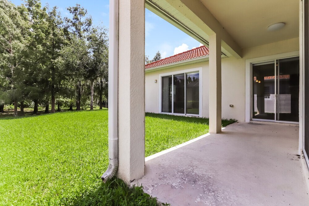 Building Photo - 8229 Santa Rosa Ct