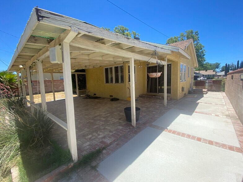 Building Photo - 1427 Boyden Ave