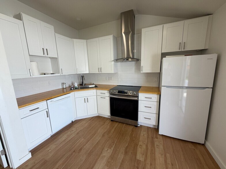 Building Photo - 756 Anns Way