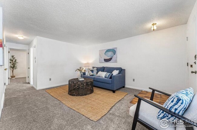 Building Photo - 428 Emery Dr