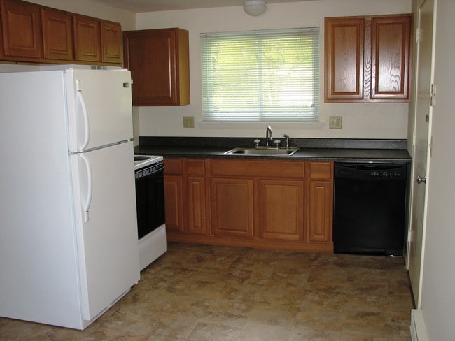 Building Photo - Ramblestone Estates