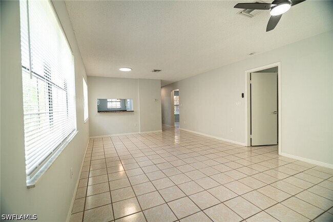 Building Photo - 5254 Treetops Dr