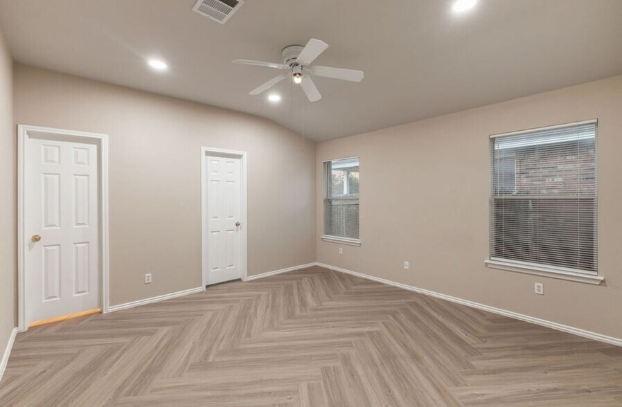 Building Photo - 13326 James Monroe St