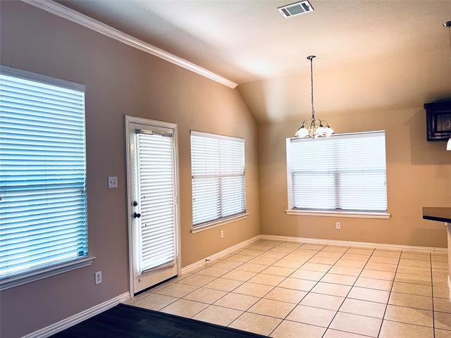 Building Photo - 217 Creekwood Dr
